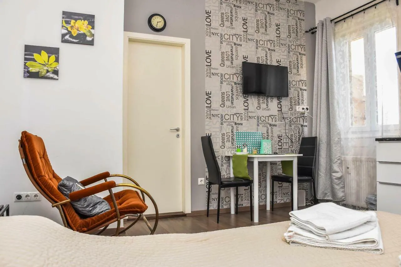 Diamond Astoria Apartments Budapest 0*,