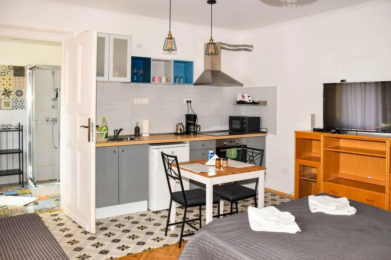 Diamond Astoria Apartments Budapest Hungría