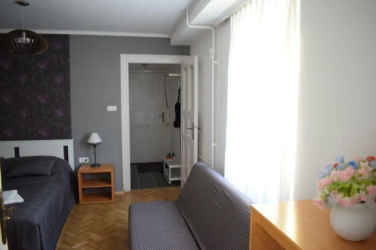 Diamond Astoria Apartments Budapest 0*,  Hungría