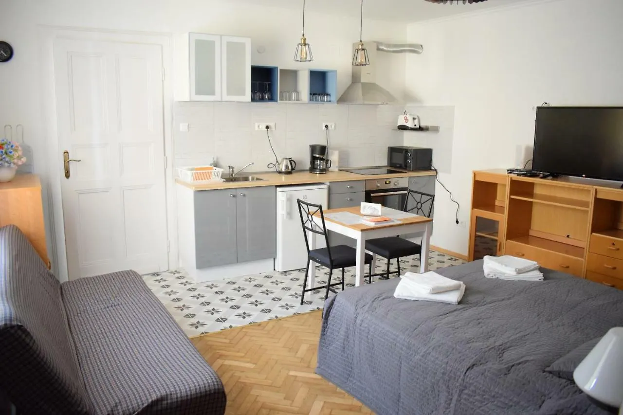 Diamond Astoria Apartments Budapest 0*,  Hungary