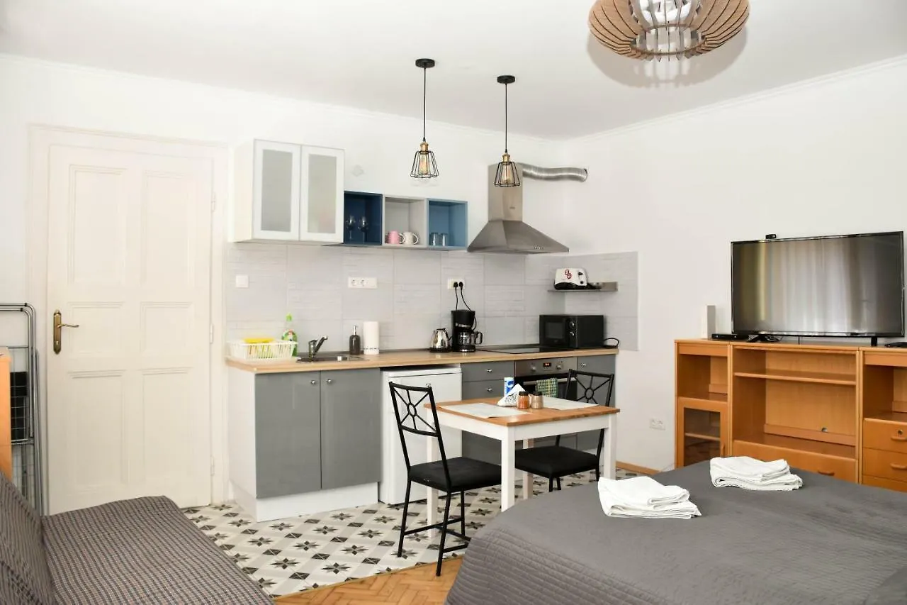 Diamond Astoria Apartments Budapest Hungría