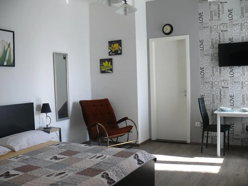 Diamond Astoria Apartments Budapest 0*,