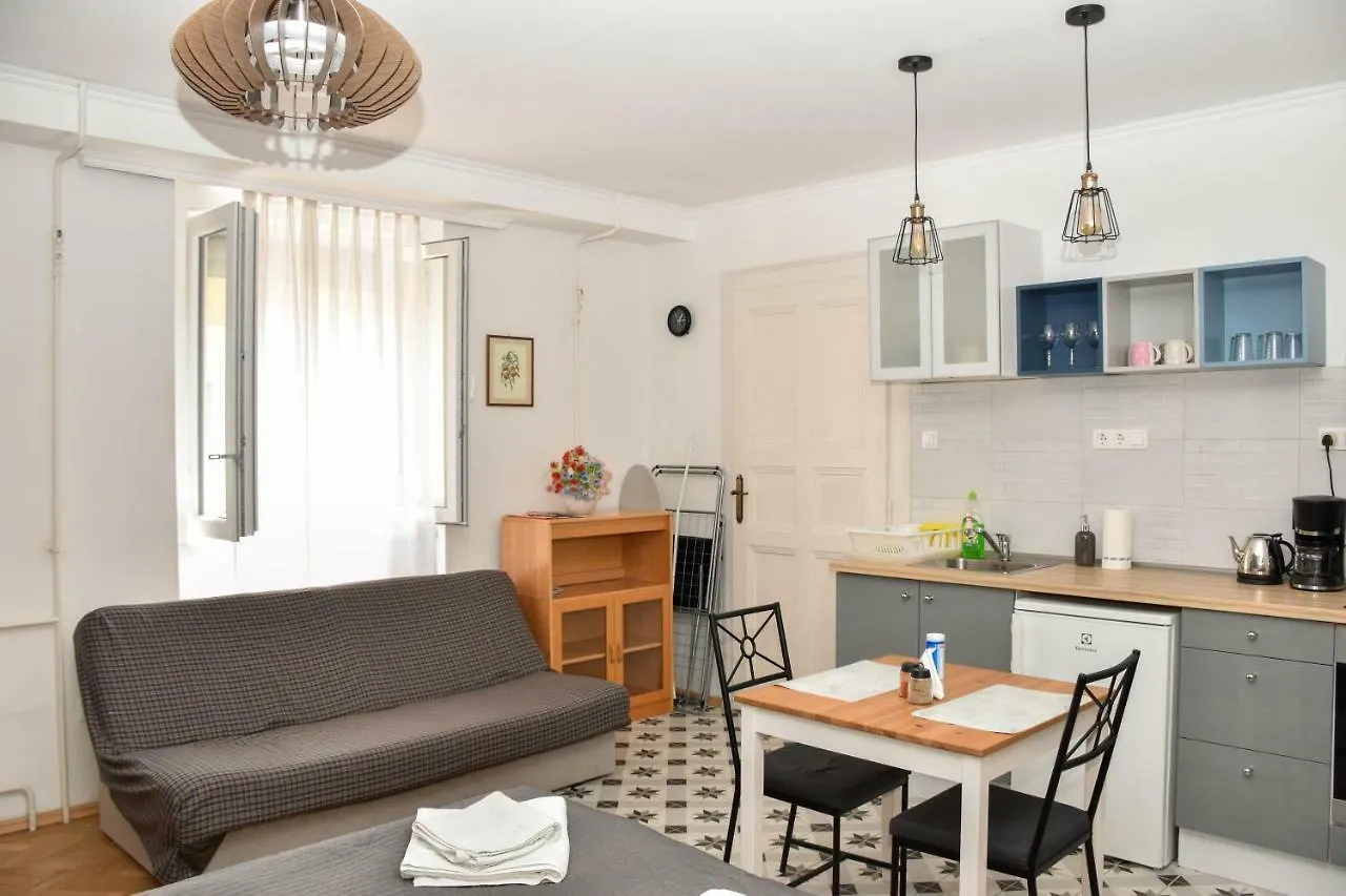 Diamond Astoria Apartments Budapeşte